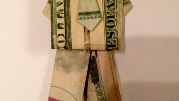 money-suit-origami