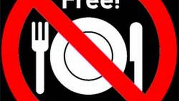 Why Shaming Free Lunch Kids Is Wrong www.TodaysMama.com #freelunch