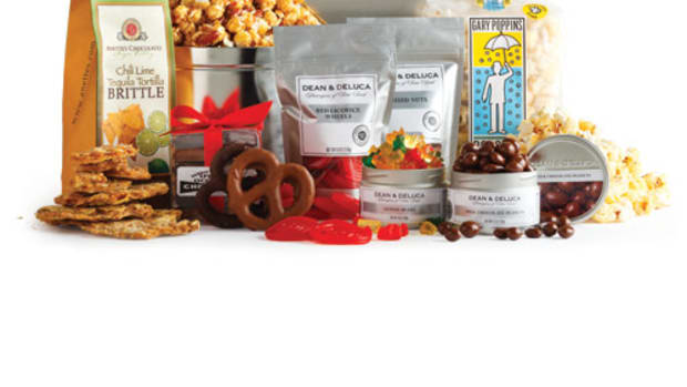 gift guide mail order dean and deluca movie night gift basket