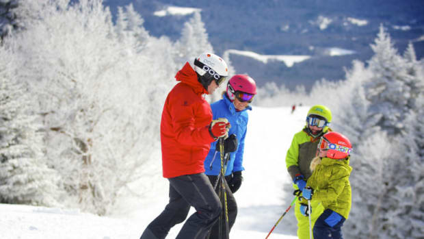 Superb-Ski-Deals-for-Family-Fun-on-the-Slopes-4213d8f8376749b68278412573fdc743