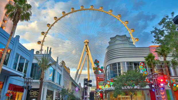 LINQ Promenade is one of Vegas' kid-friendly attractions for hip families. (Credit Caesars Entertainment)