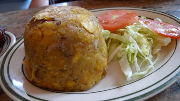 Mofongo is a traditional Puerto Rican dish. (Flickr: Arnold Gatilao)