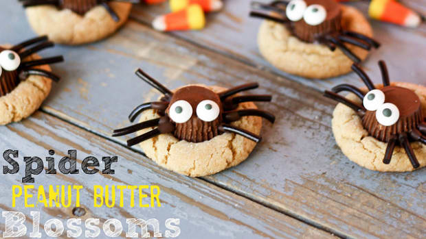 Spider Peanut Butter Blossom Cookies