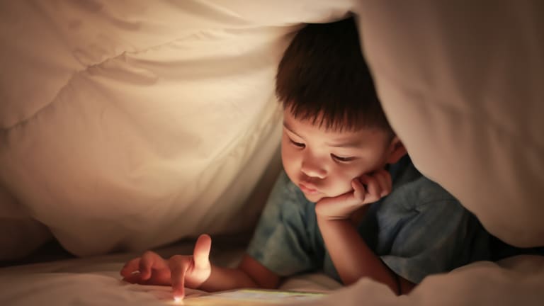 What You Need to Know About Screen Time Before Bed