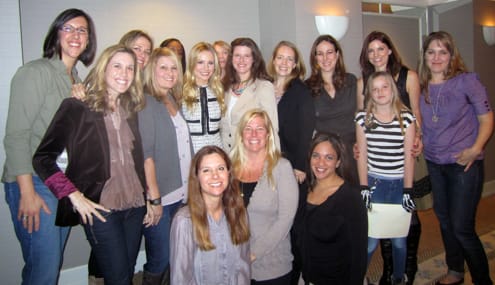 Kristen and the bloggers. I’m on the far left...and appear to the the tallest woman alive. Kristen is the cutie in the middle.