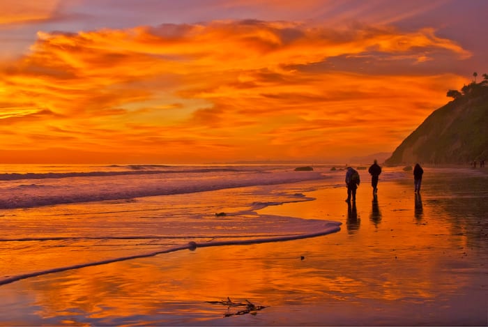 The beaches and historic buildings of Santa Barbara are worth a visit this fall. (Flickr: Damian Gadal)