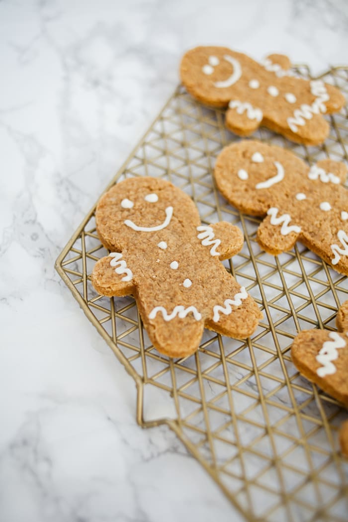 amazing-gingerbread-cake-mix-cookies-with-only-4-ingredients-today-s