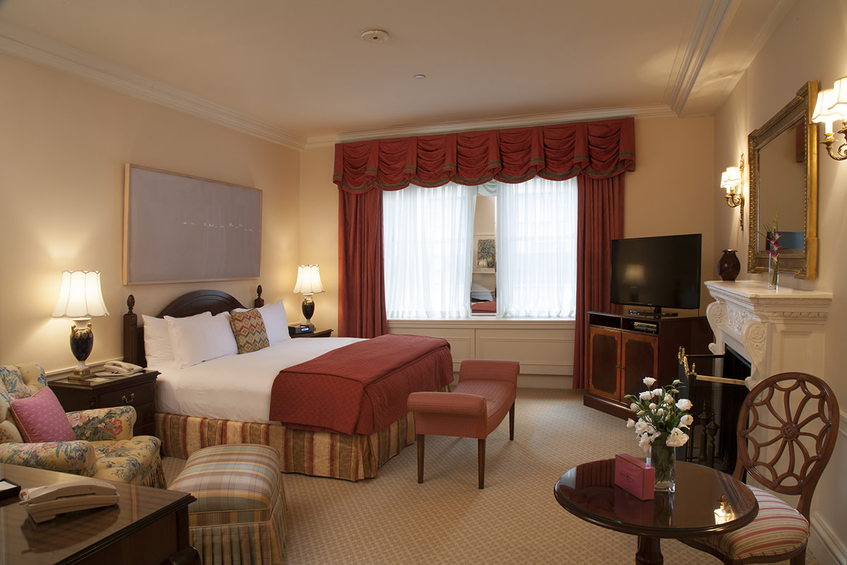 Luxury Hotels in NYC for Families Sherry Netherland Hotel