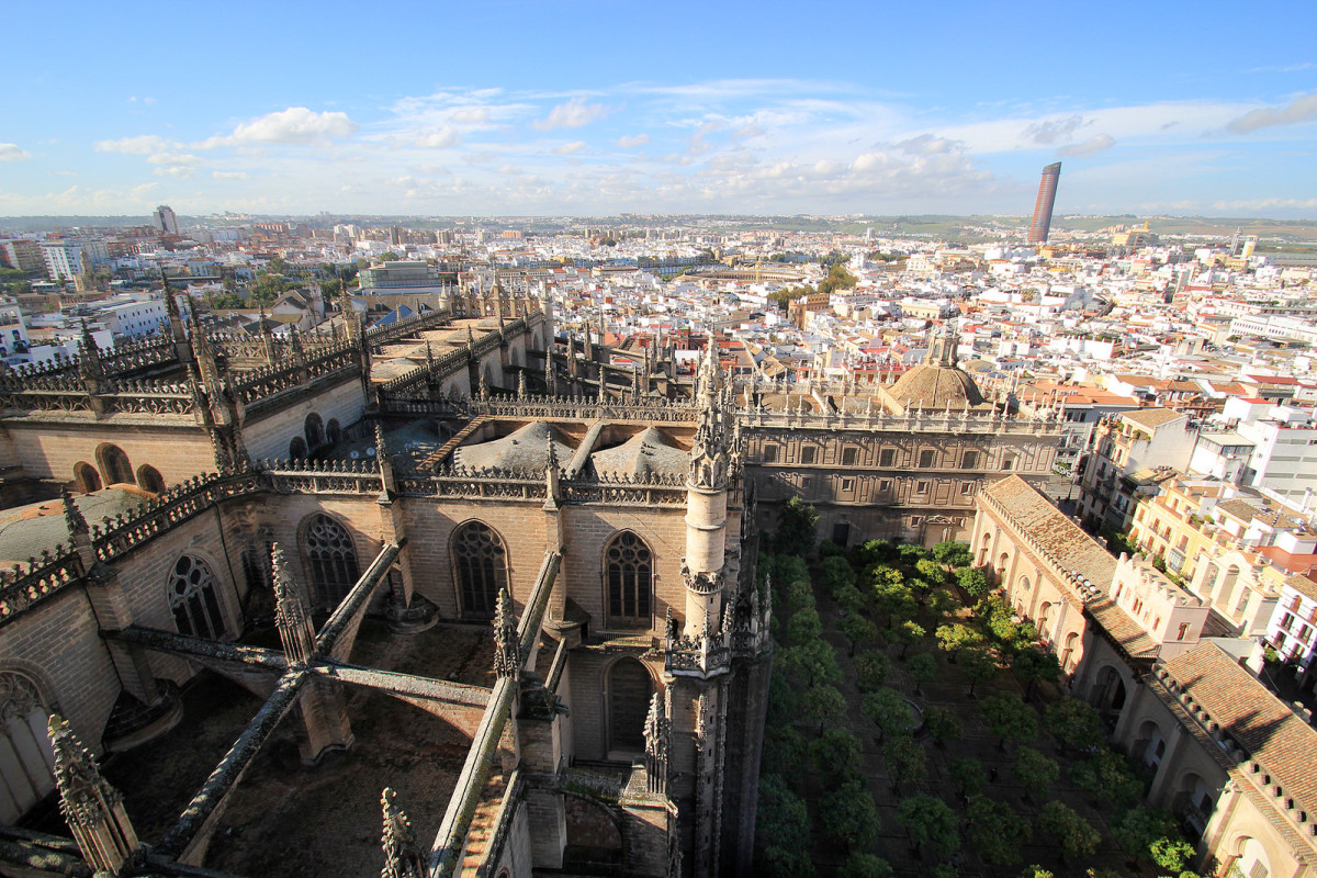 Seville Cathedral (Flickr: Steve Gardner)