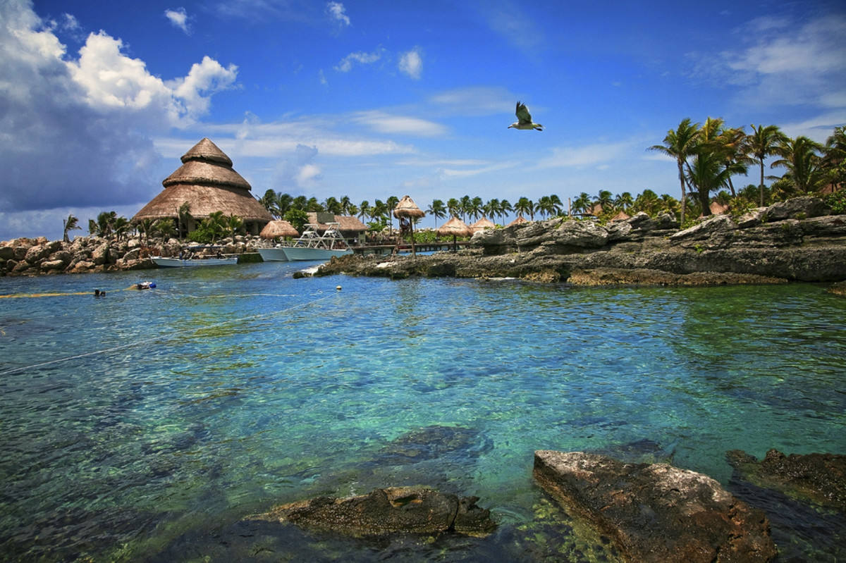 Discover the indigenous culture in the Riviera Maya at Xcaret (Flickr: Grand Velas Riviera Maya)