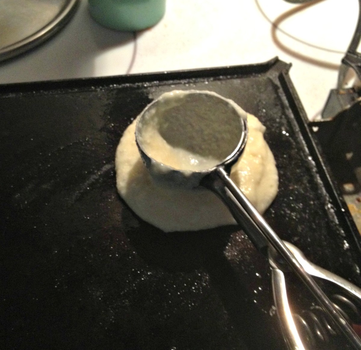 making lemon ricotta pancakes