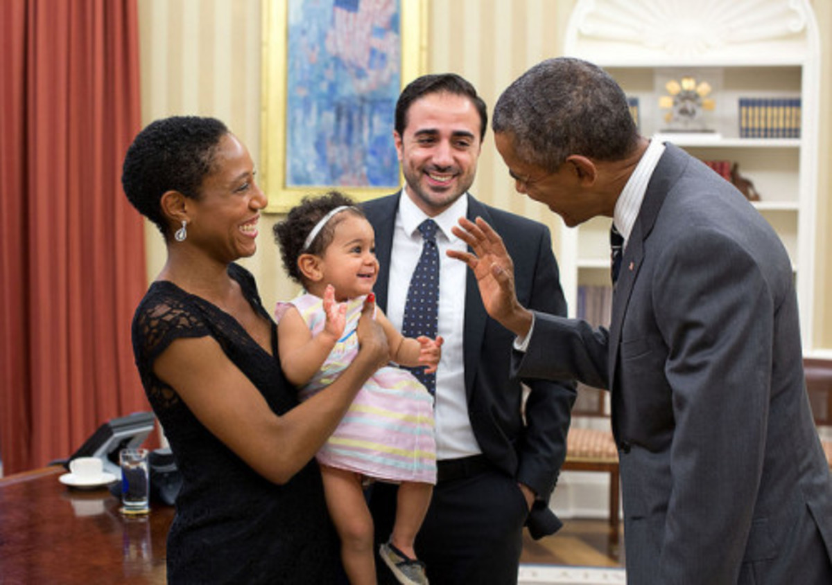 The 30 Cutest Photos of President Obama with Kids