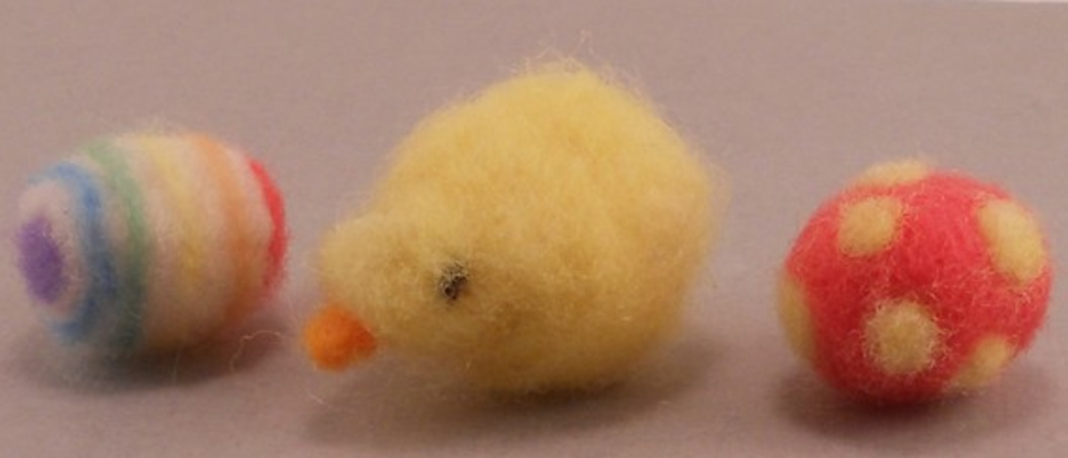 Felted Chick and Easter Eggs