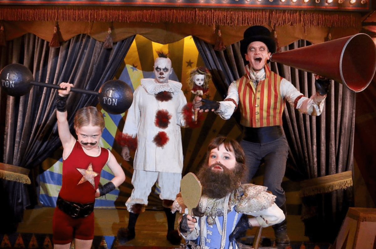 The Best Halloween Costumes by Neil Patrick Harris and His Family